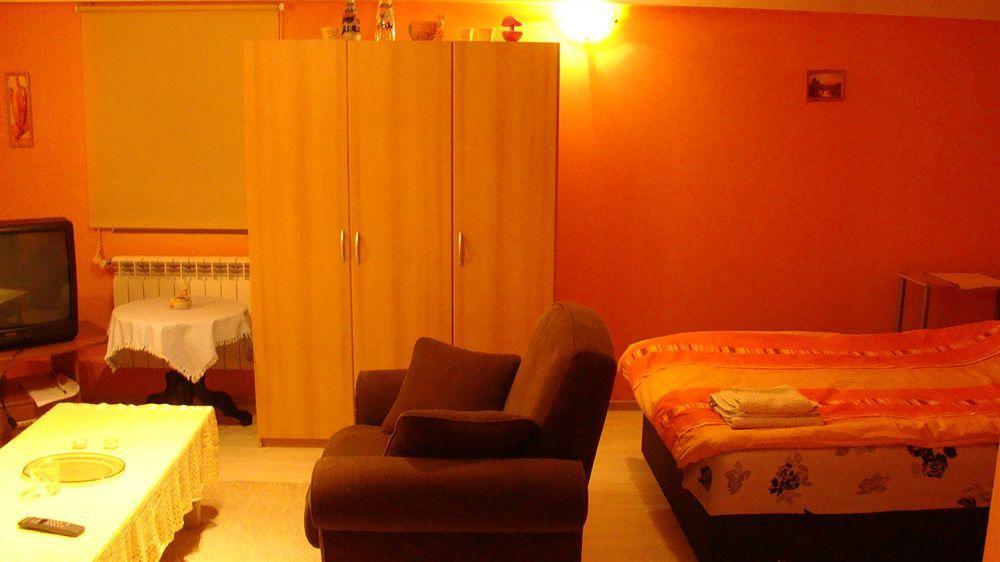Mv Apartamenty Komfort 아우구스투프 외부 사진